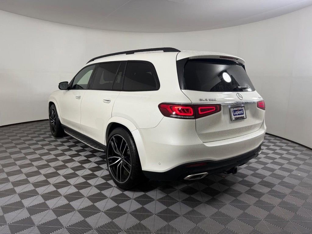 Used 2022 Mercedes-Benz GLS 580 4MATIC image 6