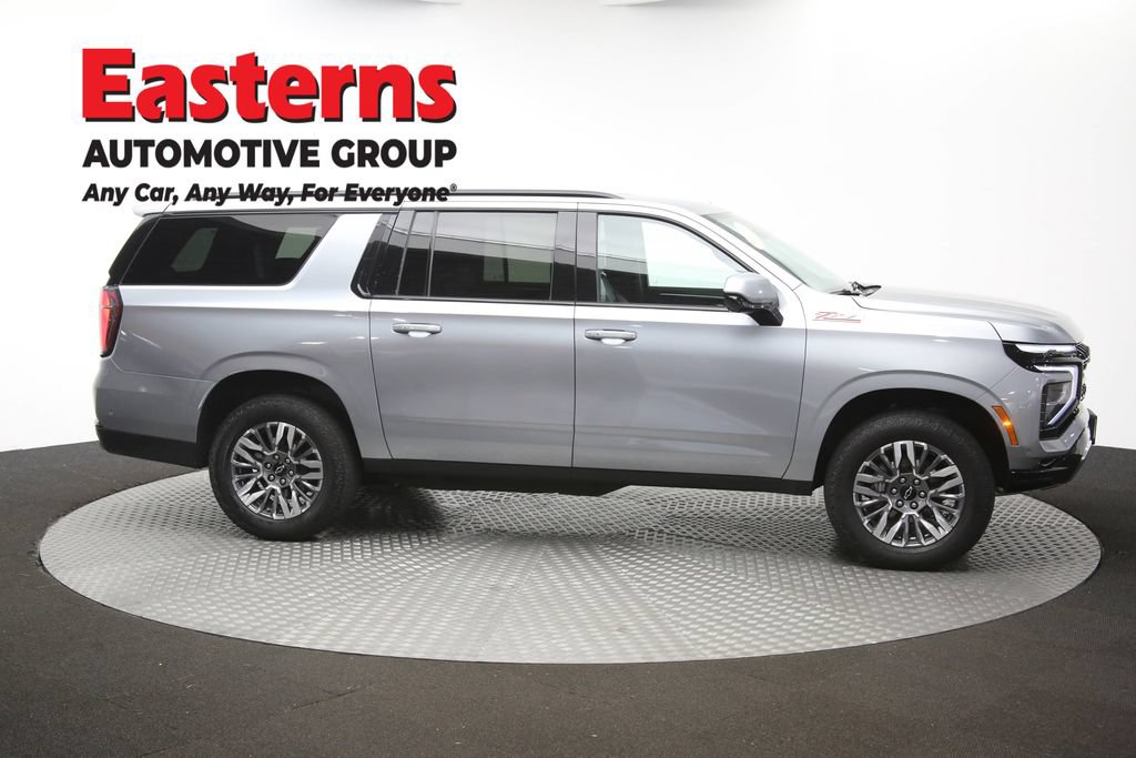 Used 2025 Chevrolet Suburban Z71 AWD/4WD image 50