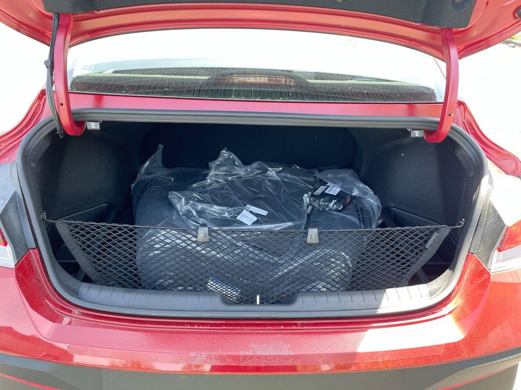 Certified 2025 Hyundai Elantra SE image 49