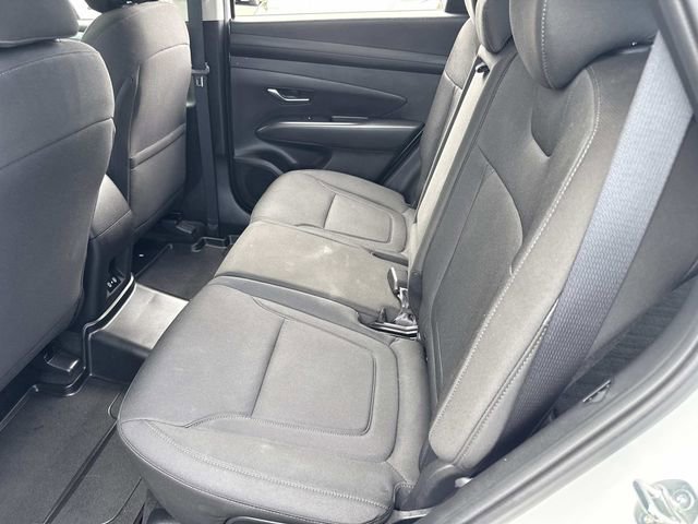 Certified 2025 Hyundai Tucson SE image 16