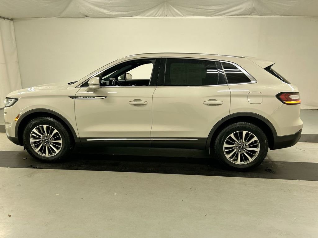 Used 2021 Lincoln Nautilus Reserve w/ Cargo Utility Package image 6