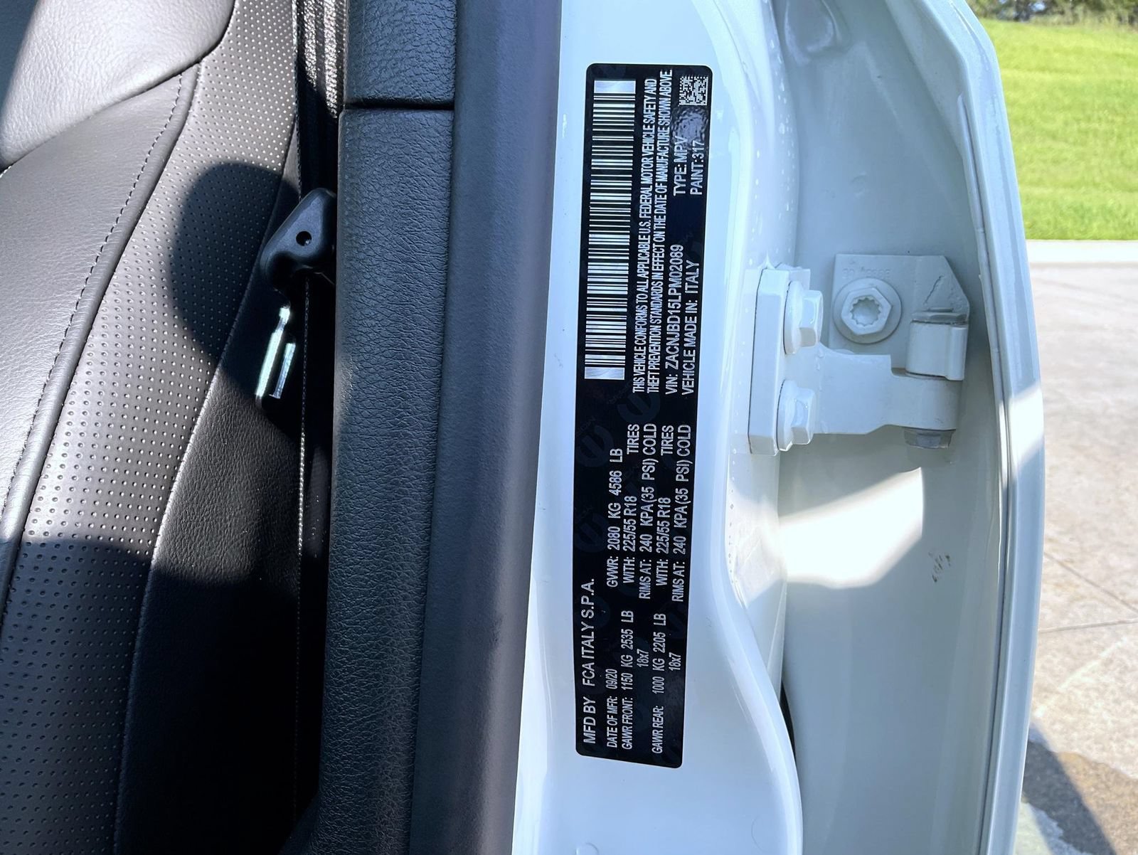 Used 2020 Jeep Renegade Limited AWD/4WD image 25