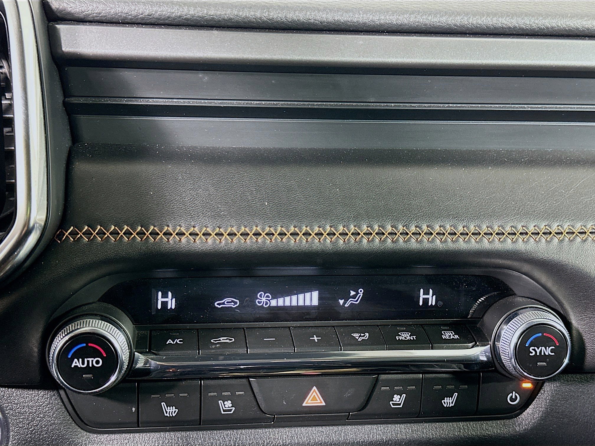 Used 2025 MAZDA CX-50 AWD 2.5 S w/ Premium Plus Pkg image 23