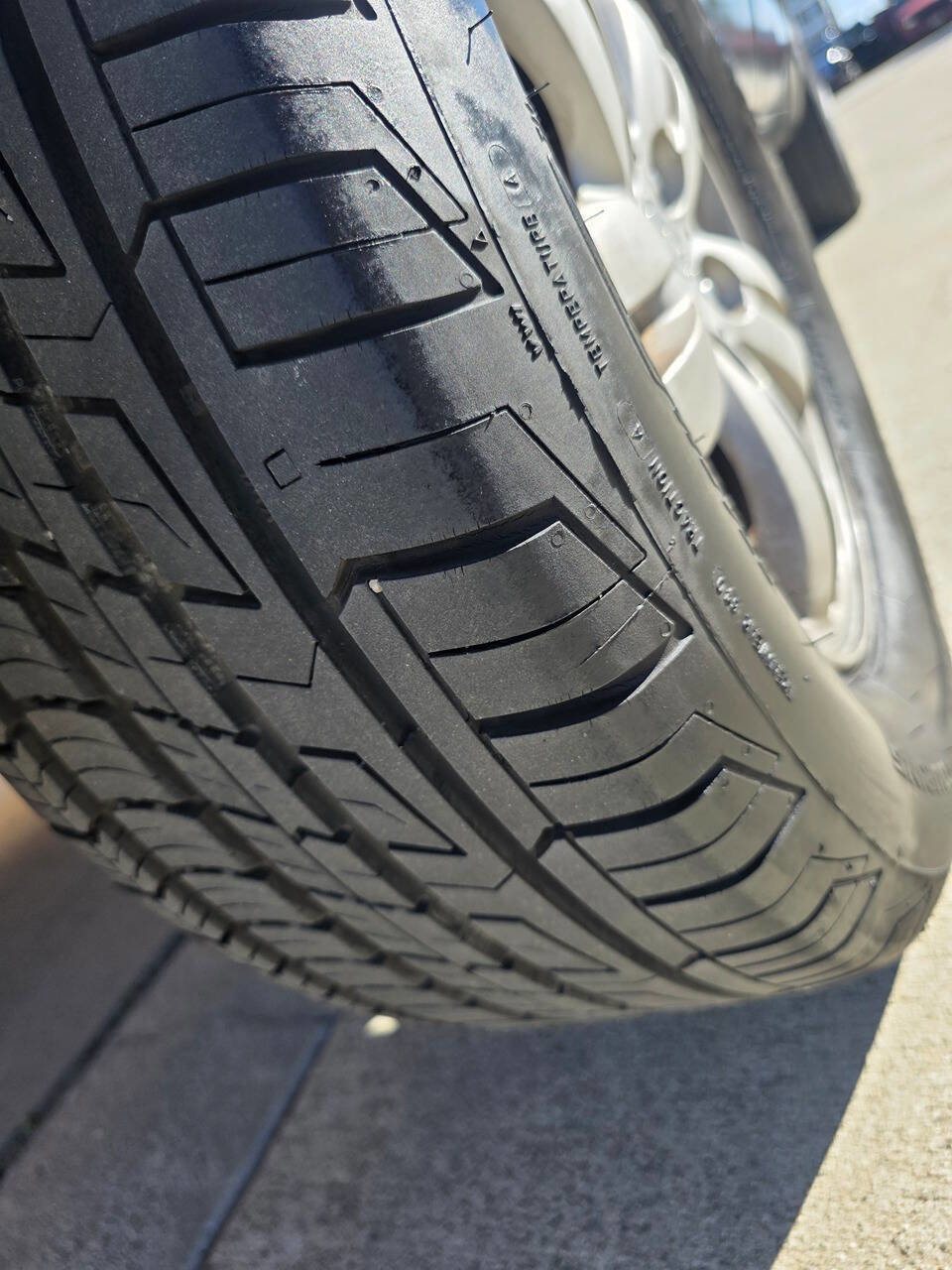 Used 2008 Hyundai Tucson SE image 26