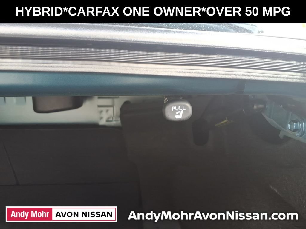 Used 2025 Toyota Camry SE FWD image 10