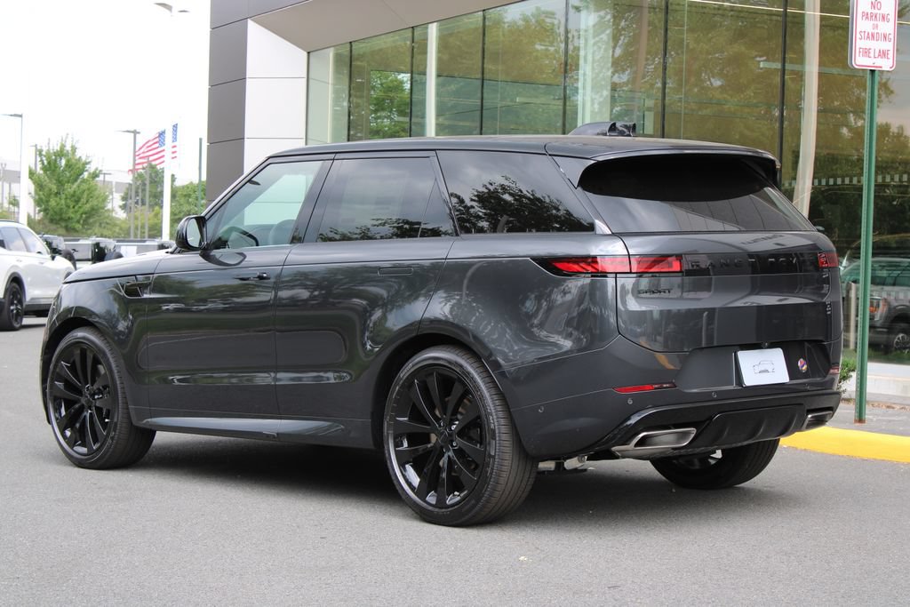 New 2026 Land Rover Range Rover Sport Dynamic SE AWD/4WD image 6