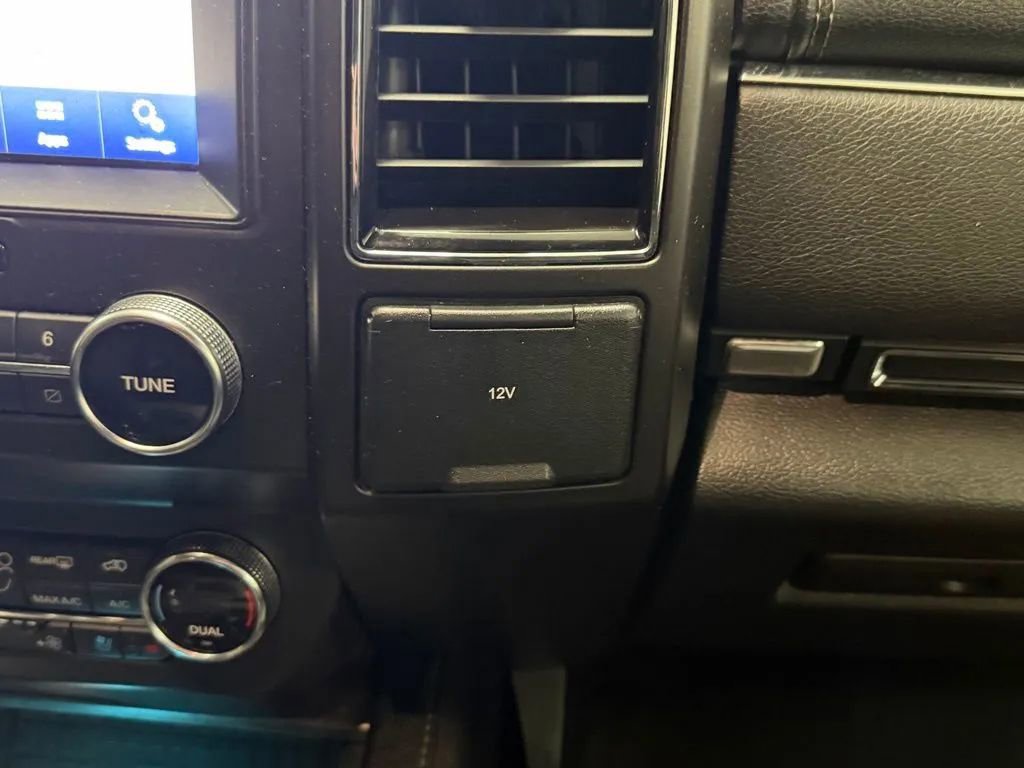 Used 2020 Ford Expedition Limited AWD/4WD image 22