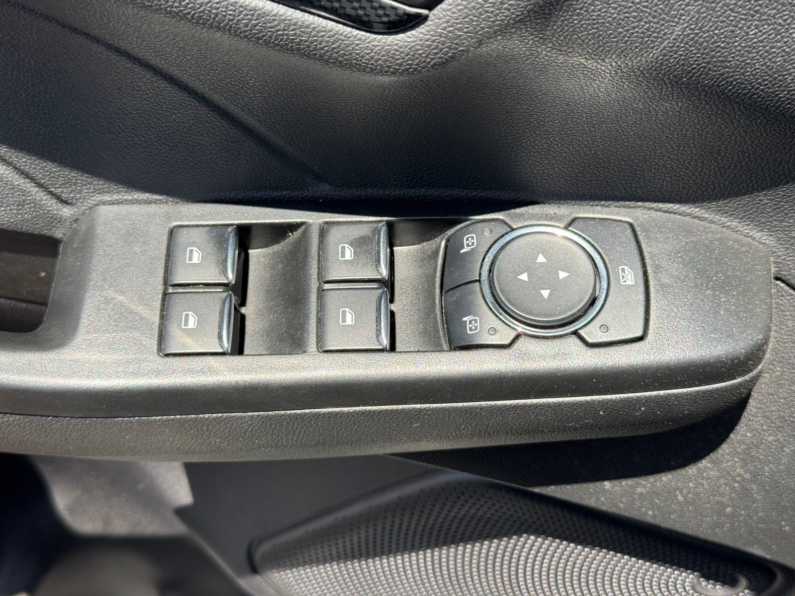 Used 2023 Ford Escape ST-Line w/ Tech Pack #1 FWD image 13