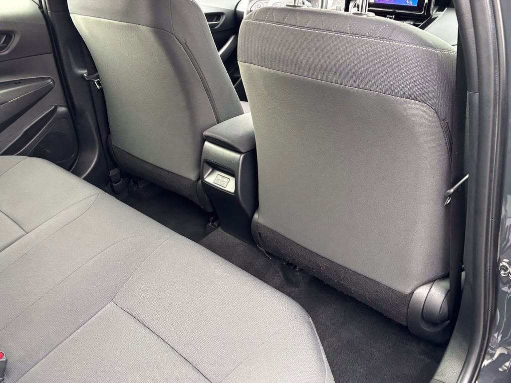 Used 2023 Toyota Corolla LE w/ Carpet Mat Package (TMS) image 37