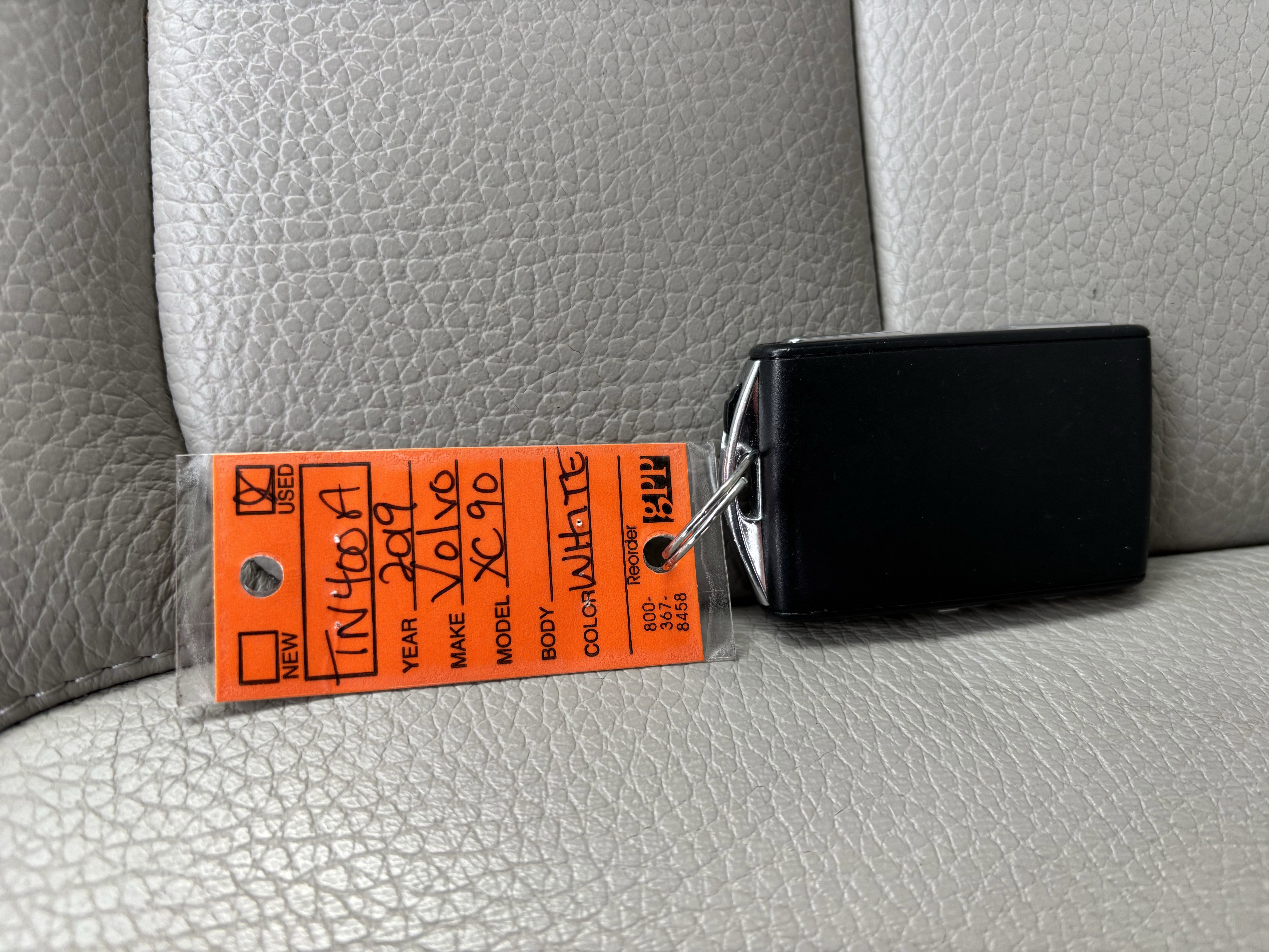 Used 2019 Volvo XC90 T6 Momentum w/ Protection Package Premier image 38