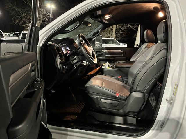 New 2024 RAM 3500 Tradesman image 17