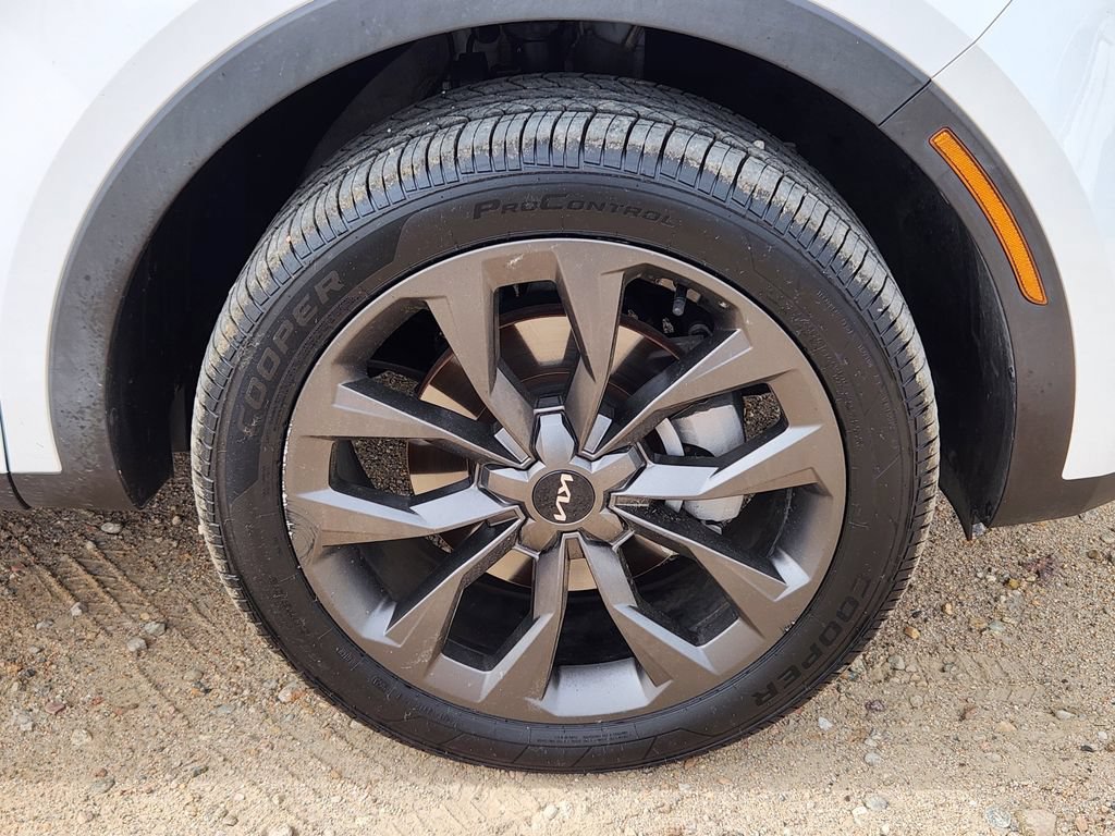 Certified 2022 Kia Sorento X-Line EX AWD/4WD image 16