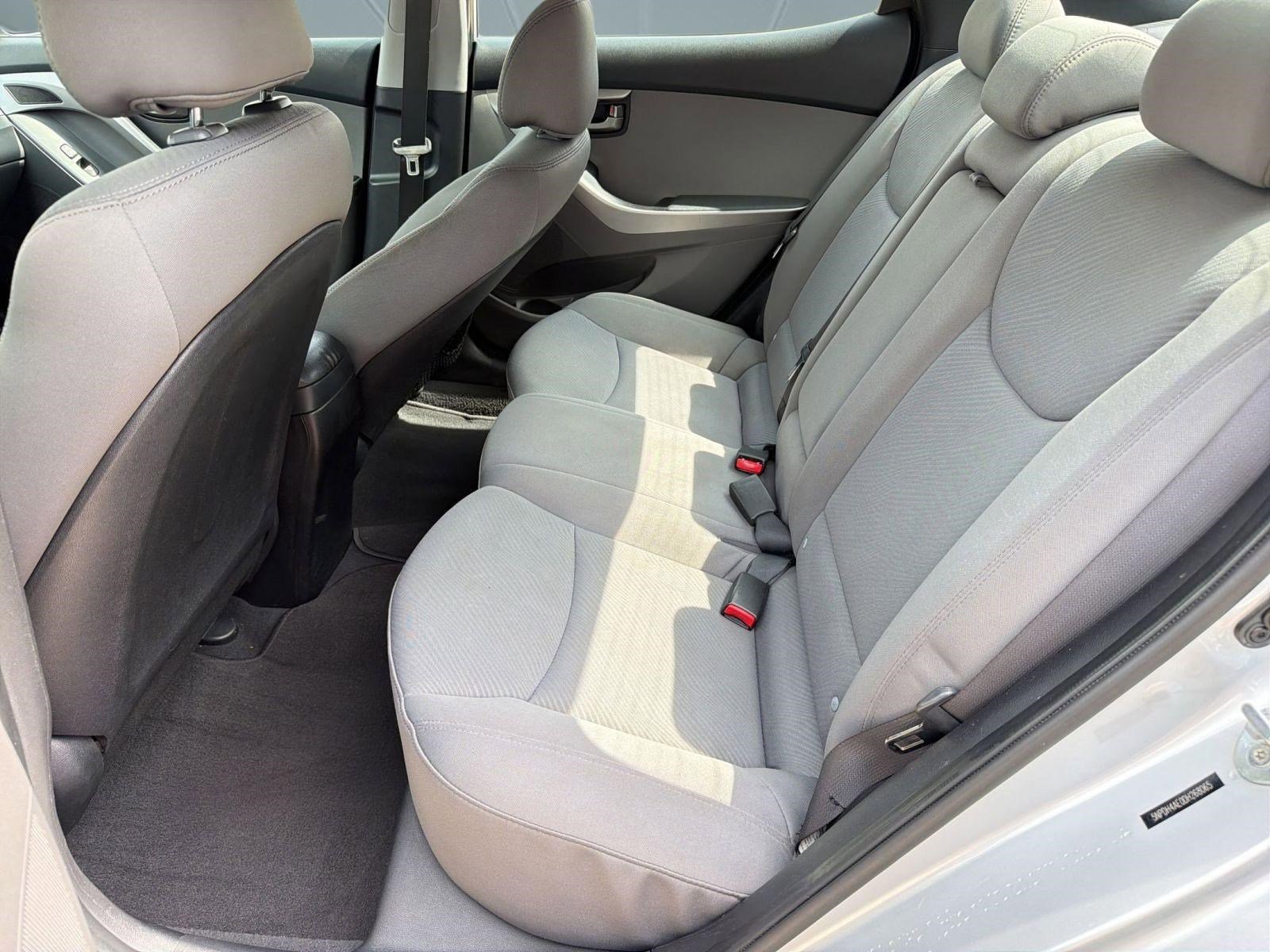 Used 2013 Hyundai Elantra GLS image 15