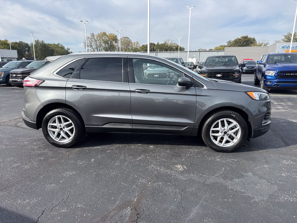 Used 2024 Ford Edge SEL w/ Convenience Package AWD/4WD image 6