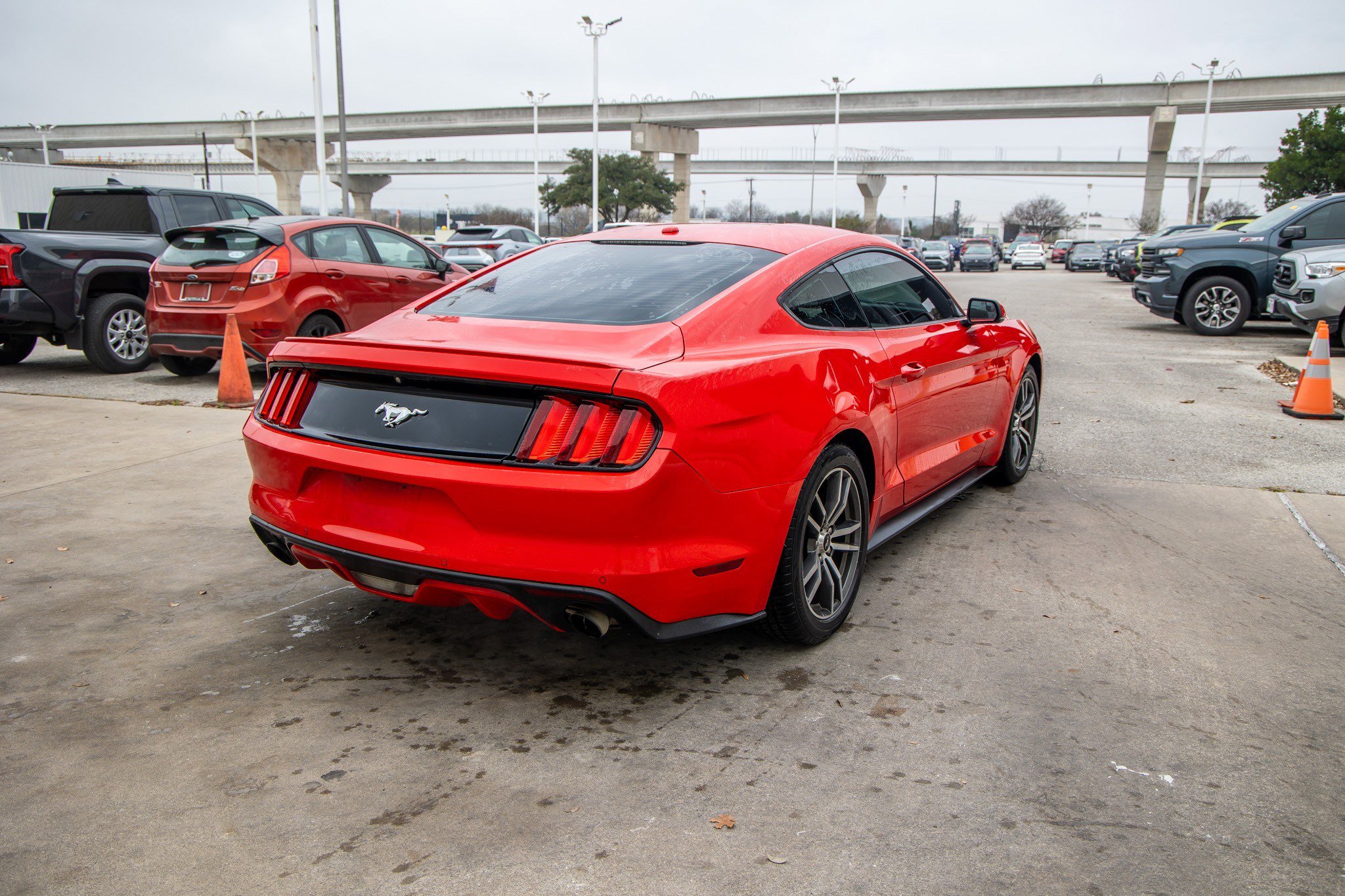 Used 2016 Ford Mustang Premium image 8