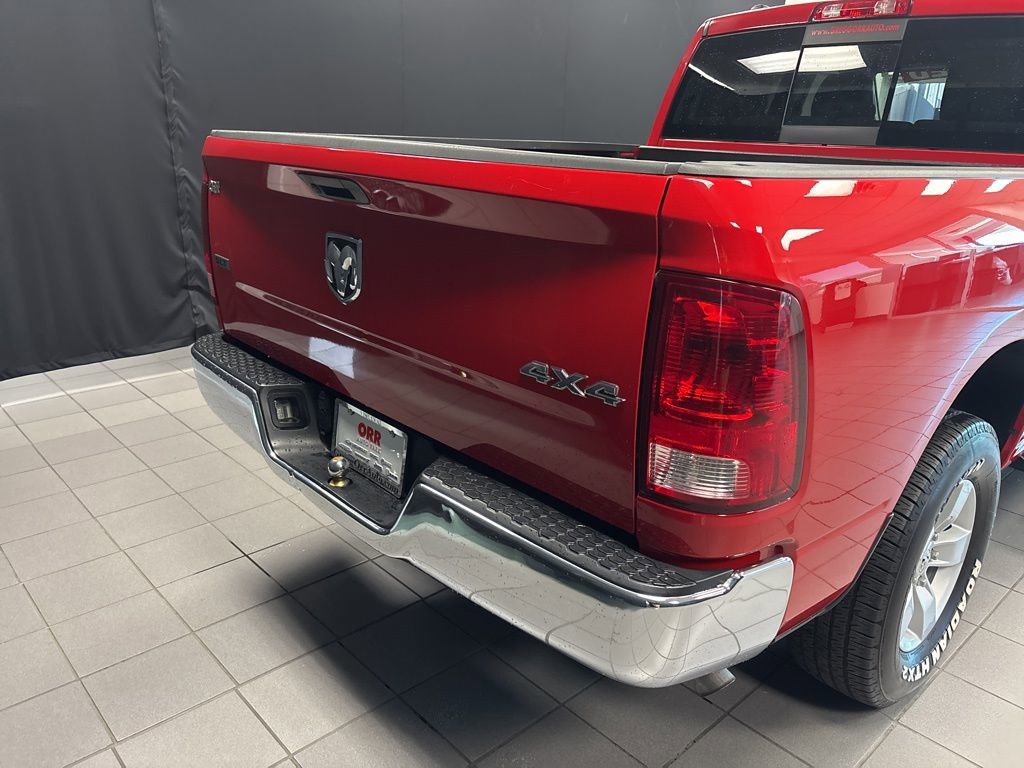 Used 2019 RAM 1500 Classic SLT AWD/4WD image 4