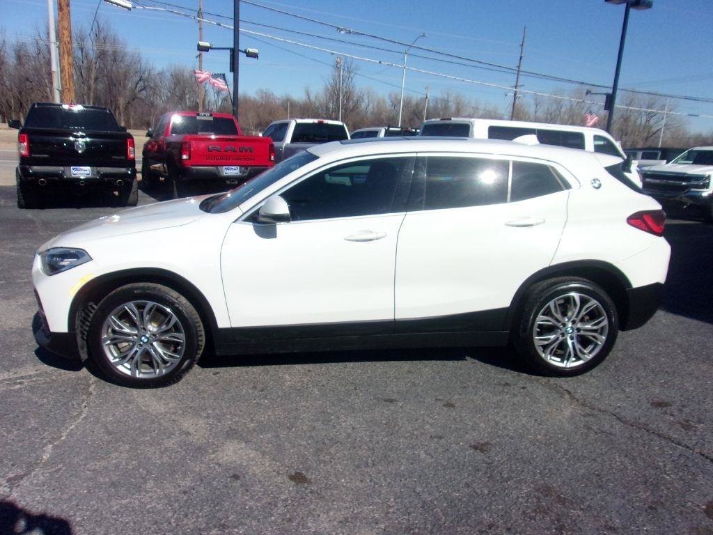 Used 2022 BMW X2 sDrive28i w/ Convenience Package FWD image 2