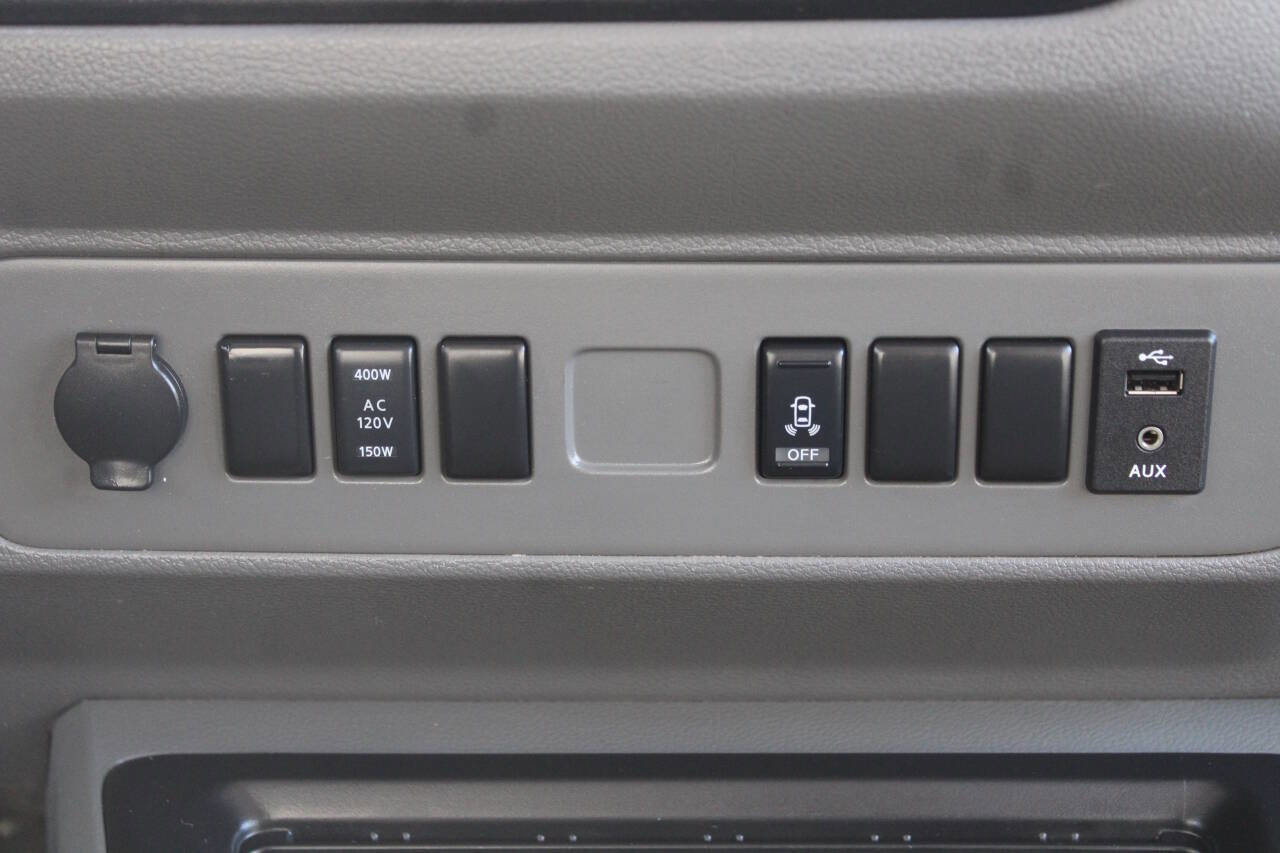 Used 2016 Nissan NV 3500 SV w/ SV Technology Package image 37