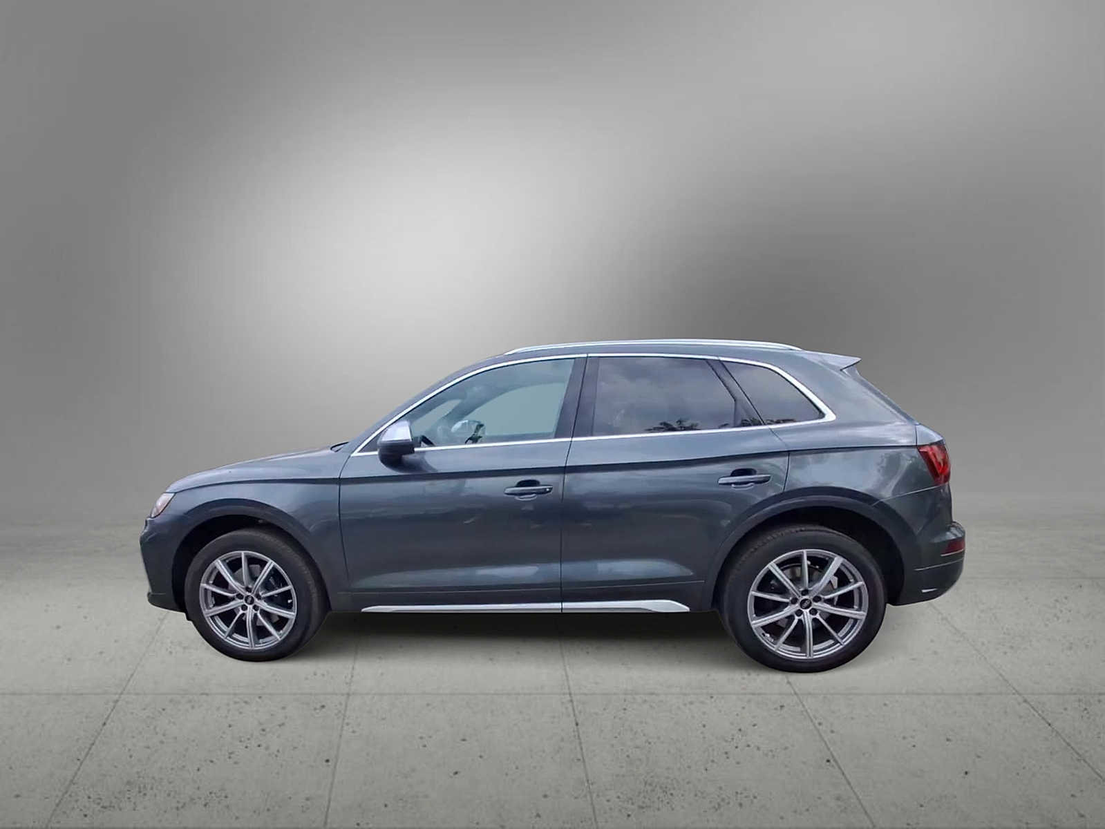 Certified 2023 Audi SQ5 Premium Plus w/ Premium Plus Package AWD/4WD image 5