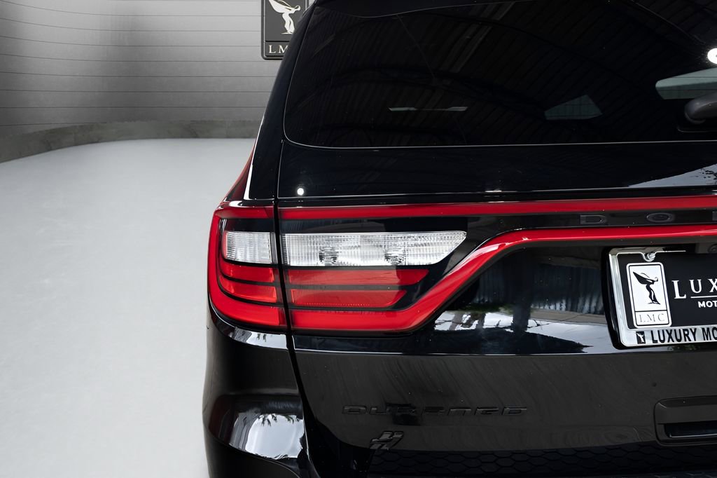 Used 2022 Dodge Durango R/T w/ Blacktop Package AWD/4WD image 17