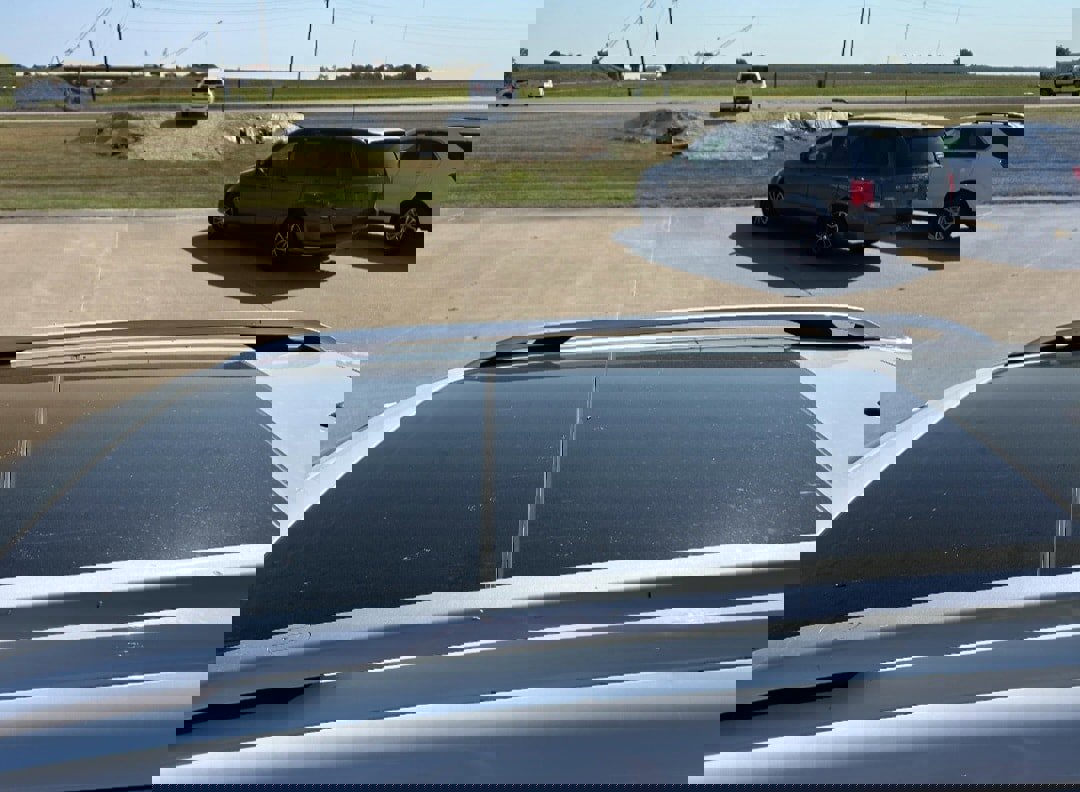 Used 2021 Jeep Cherokee Limited w/ Elite Package image 10