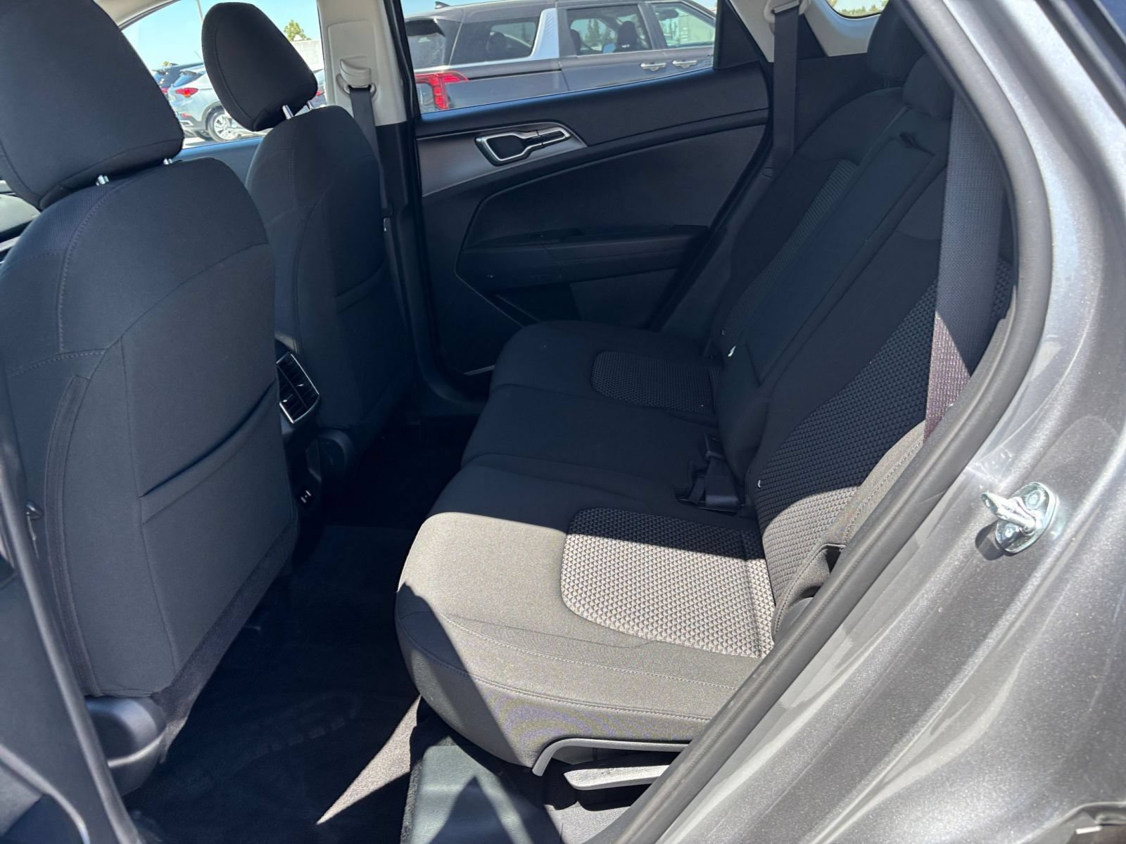 Used 2026 Kia Sportage LX AWD/4WD image 25