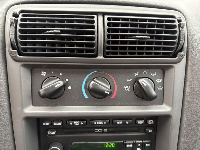 Used 2001 Ford Mustang GT image 19