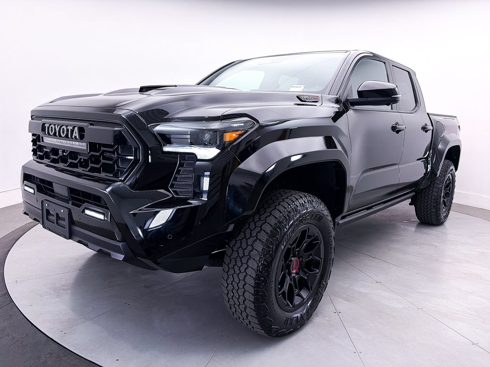 Used 2024 Toyota Tacoma TRD Pro AWD/4WD image 15