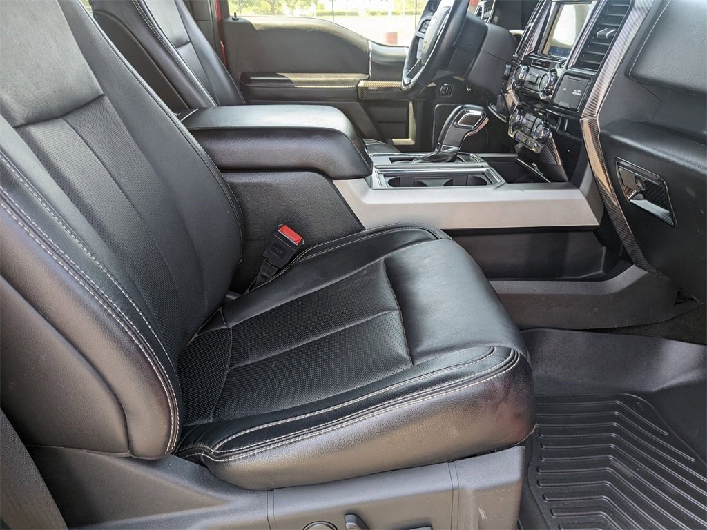 Used 2020 Ford F150 Lariat image 27