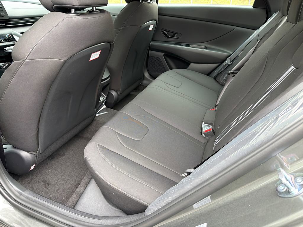 New 2026 Hyundai Elantra Sport FWD image 20
