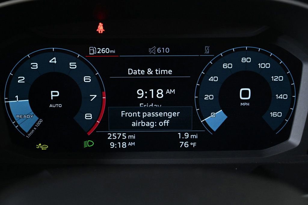 Certified 2025 Audi Q3 2.0T Premium w/ Convenience Package AWD/4WD image 11