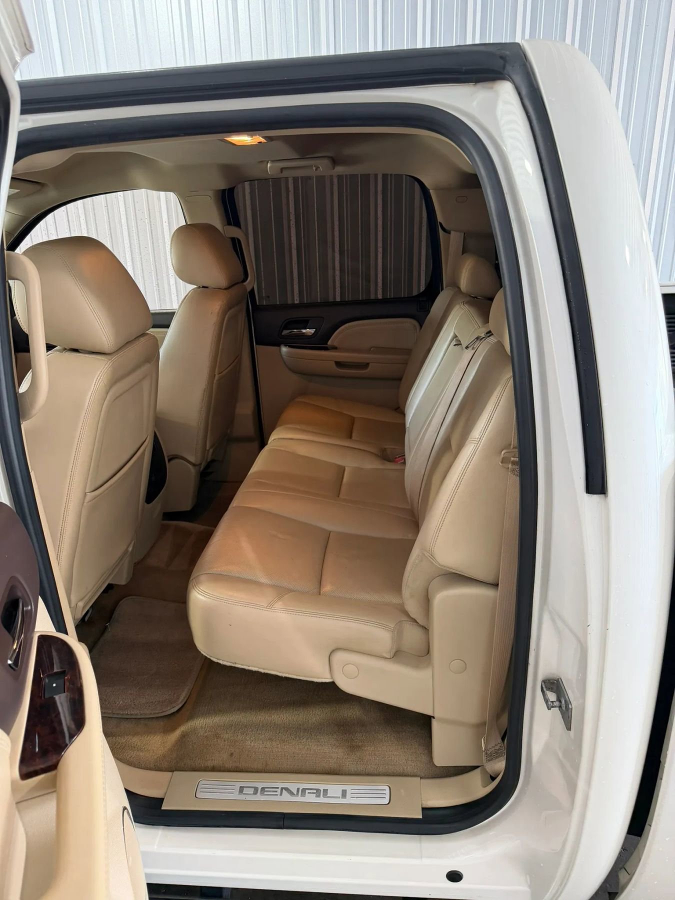 Used 2010 GMC Sierra 1500 Denali image 13