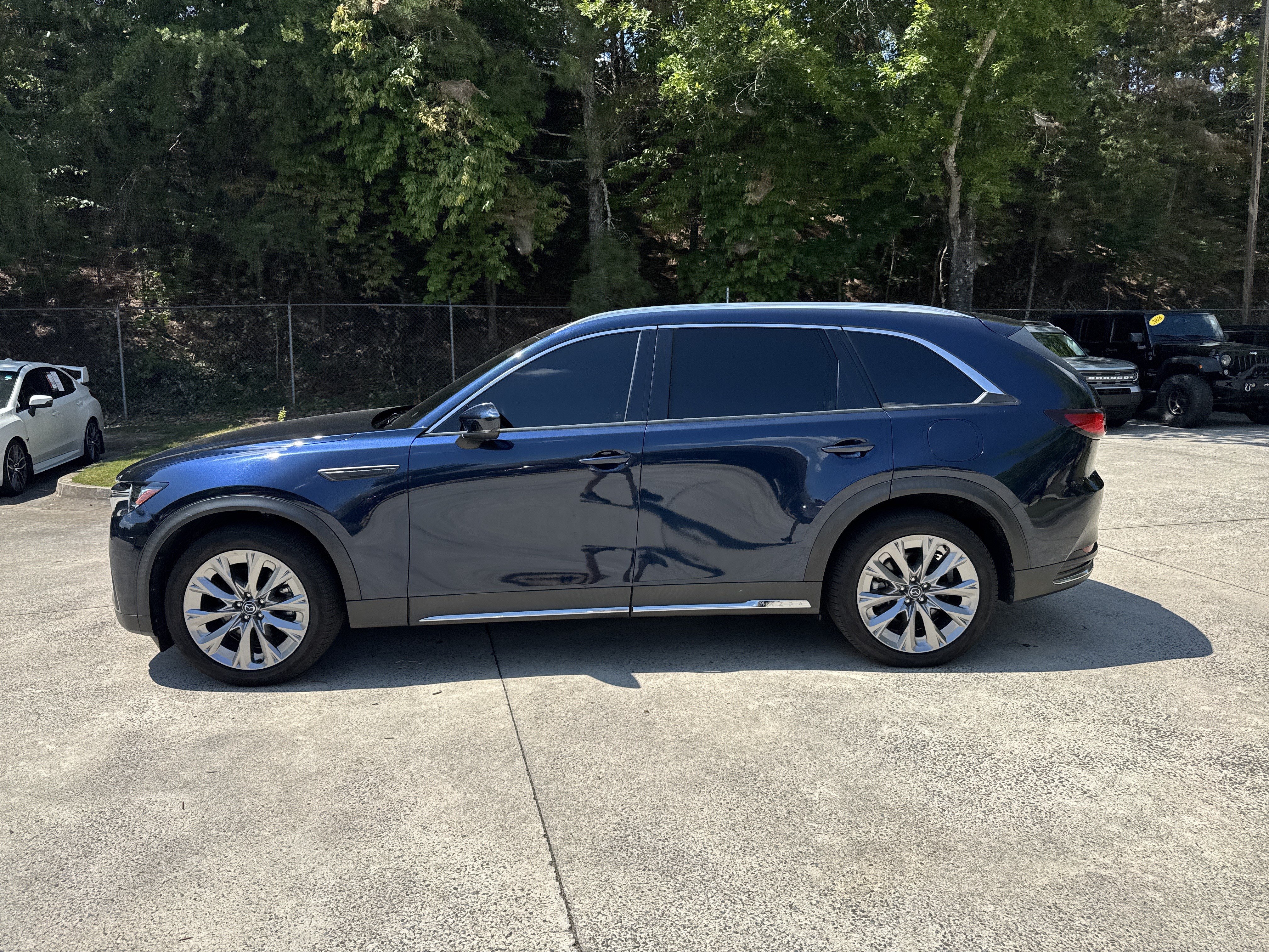 Used 2024 MAZDA CX-90 3.3 Turbo w/ Premium Package AWD/4WD image 4