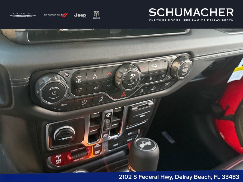 New 2027 Jeep Wrangler Unlimited Rubicon AWD/4WD image 17