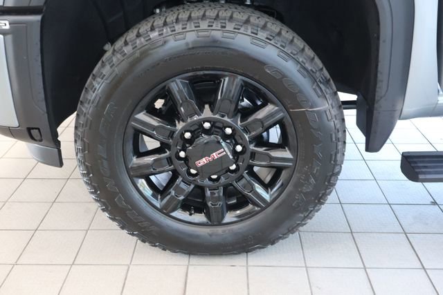 New 2026 GMC Sierra 2500 AT4 w/ AT4 Premium Plus Package image 10