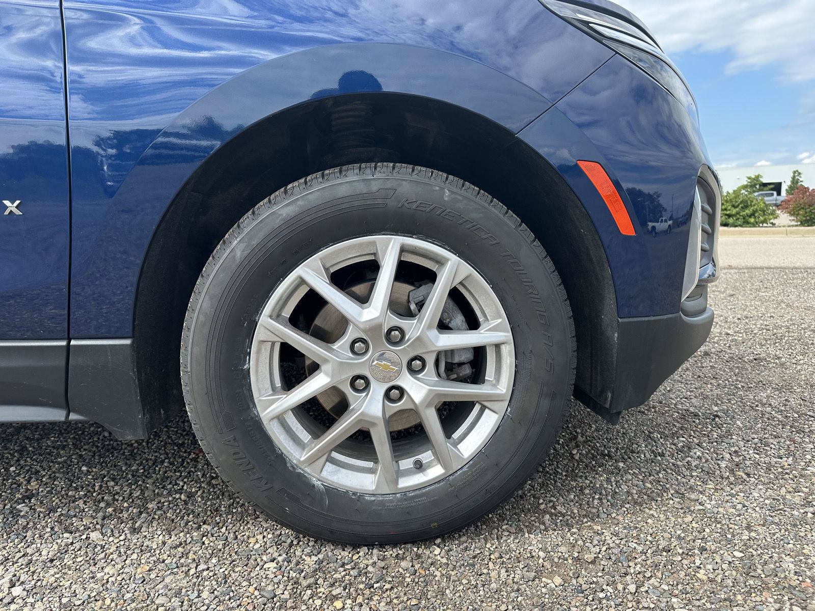 Used 2022 Chevrolet Equinox LT AWD/4WD image 27