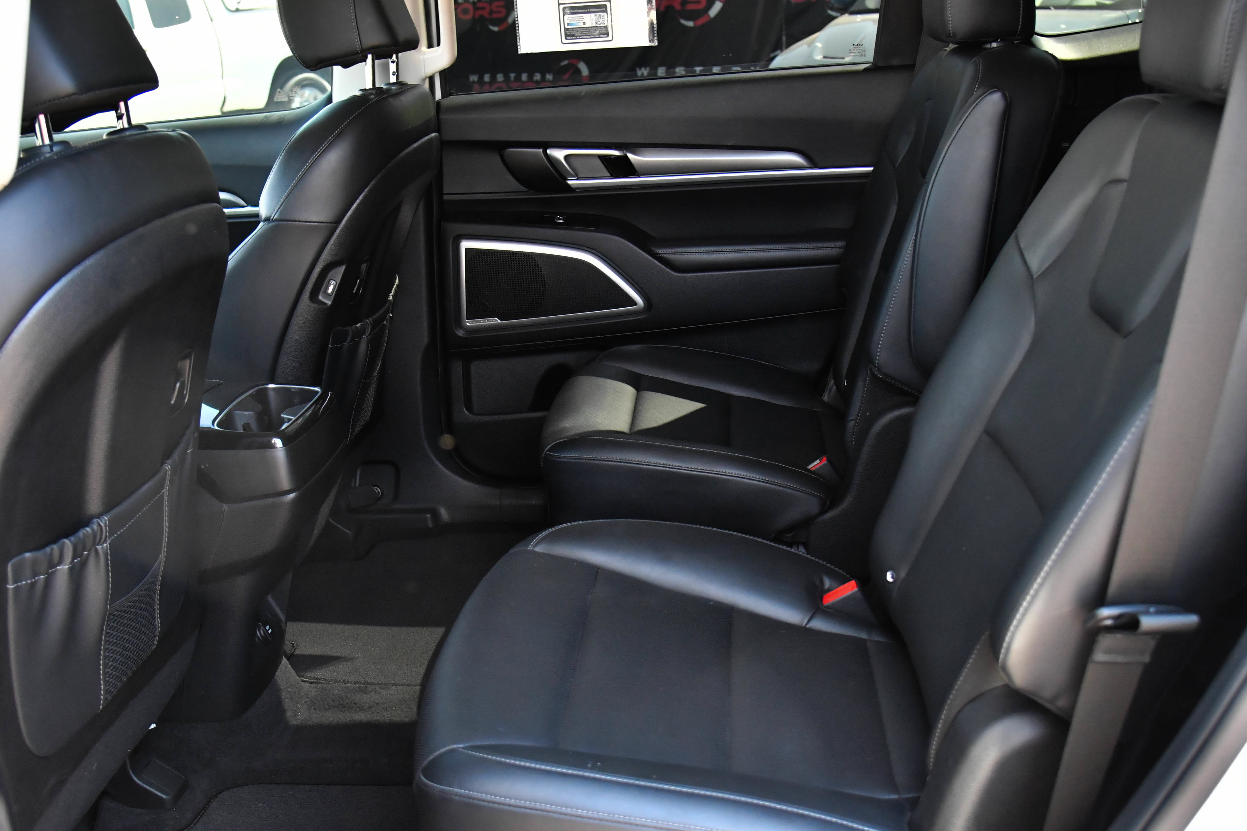 Used 2022 Kia Telluride S FWD image 39