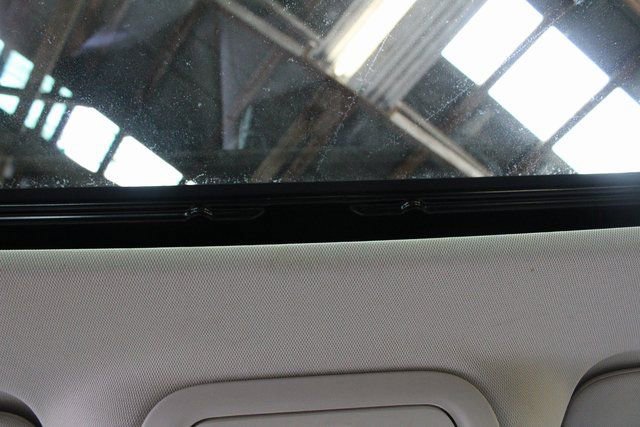 Used 2023 Buick Enclave Essence w/ Experience Buick Package image 21