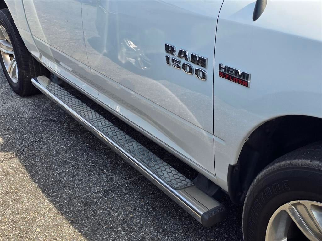 Used 2017 RAM 1500 Sport w/ Convenience Group AWD/4WD image 13