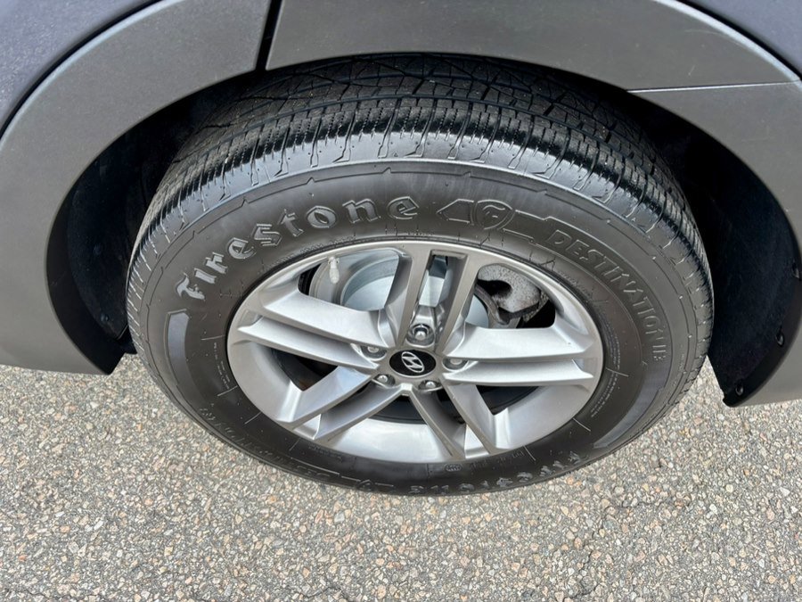Used 2017 Hyundai Santa Fe Sport image 32