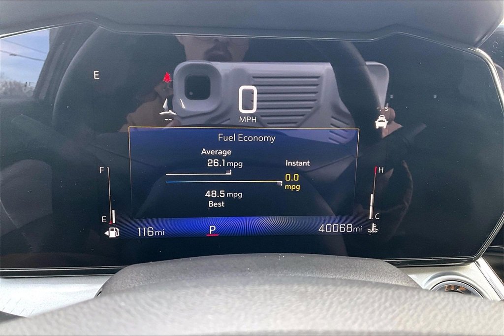 Used 2024 Chevrolet Trax LT w/ Sunroof Package image 2