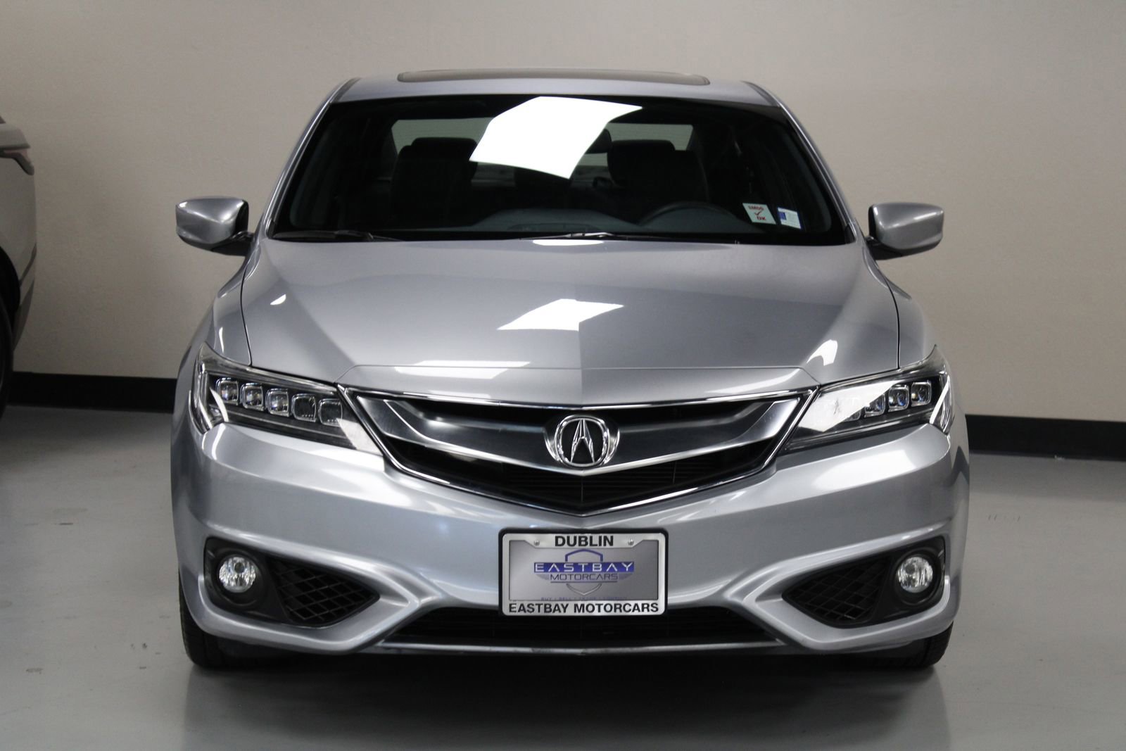 Used 2017 Acura ILX w/ Technology Plus & A-SPEC image 4