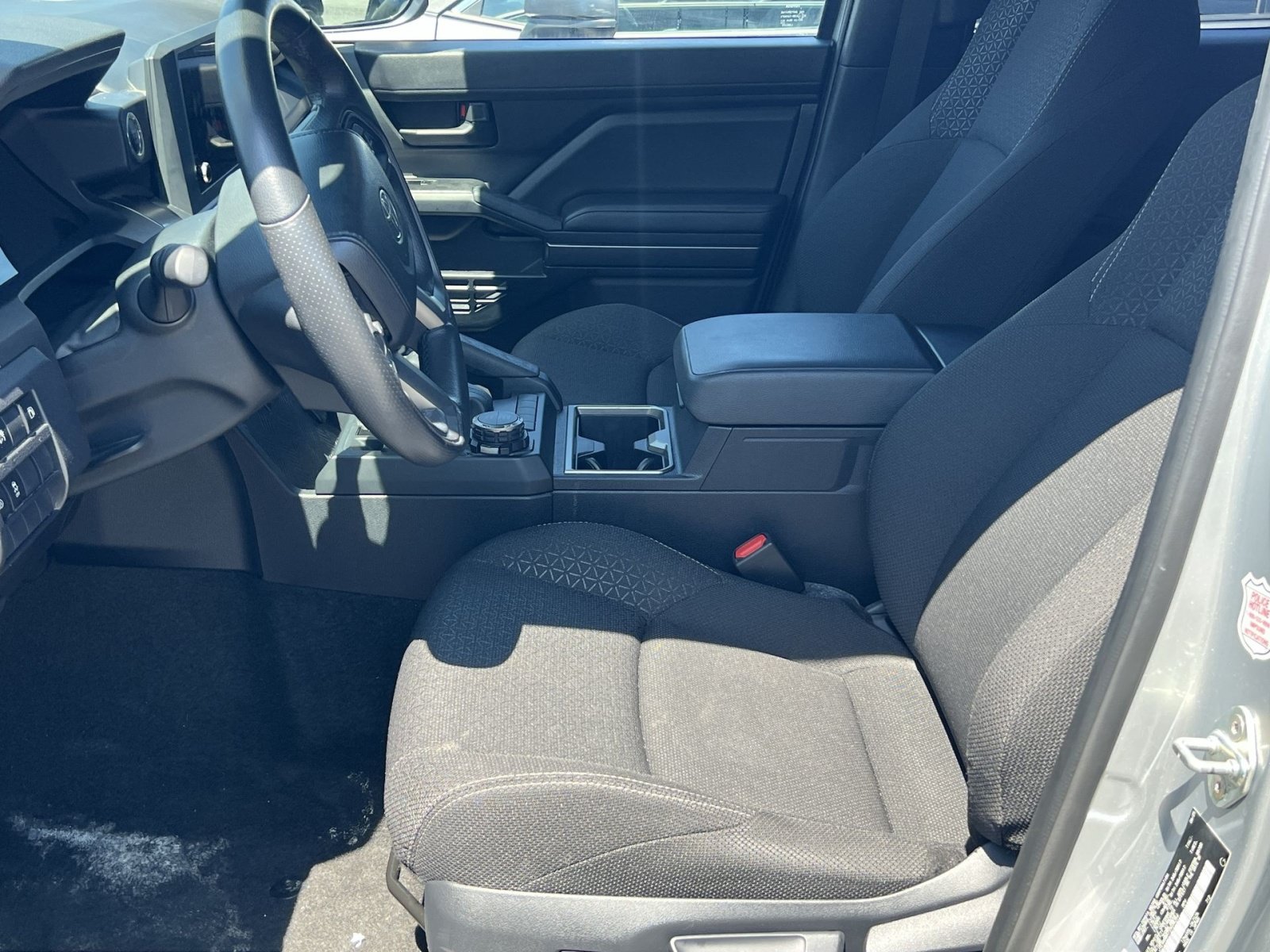 Used 2025 Toyota 4Runner SR5 AWD/4WD image 11