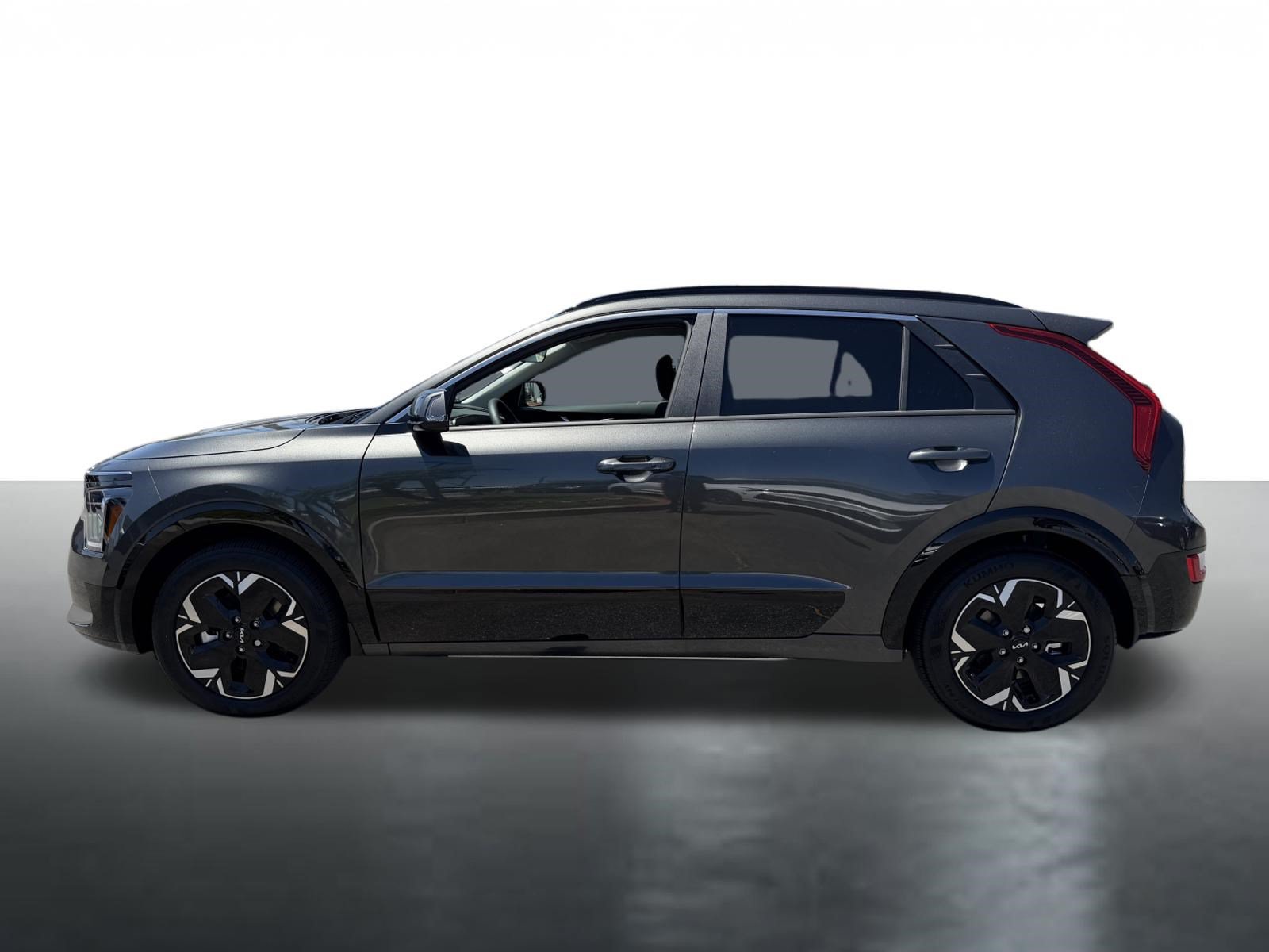 Certified 2026 Kia Niro Wind w/ Wind Preserve Package FWD image 5