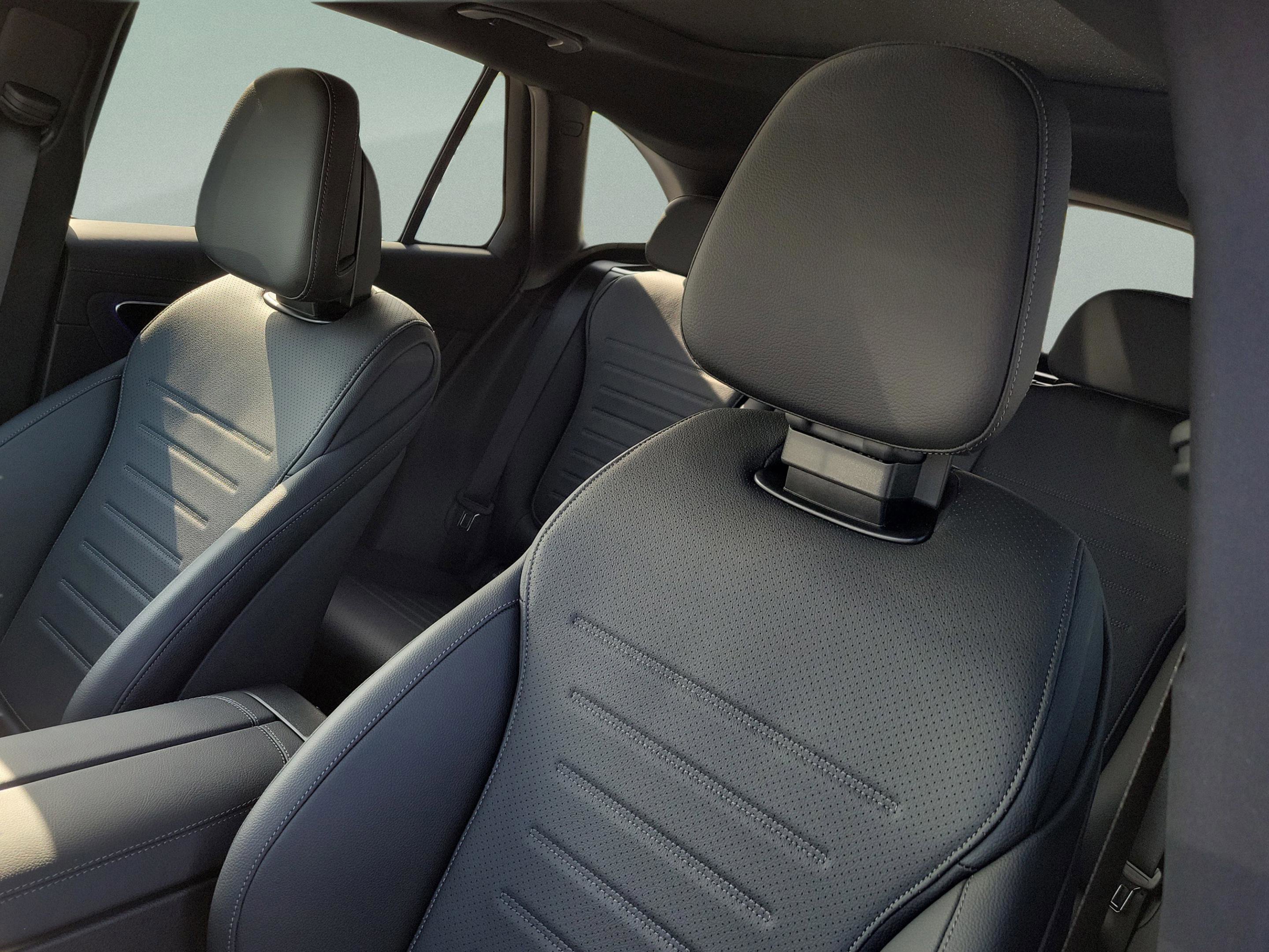 New 2026 Mercedes-Benz GLC 350e 4MATIC image 18