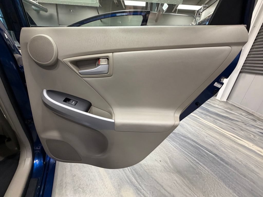 Used 2010 Toyota Prius Five FWD image 41