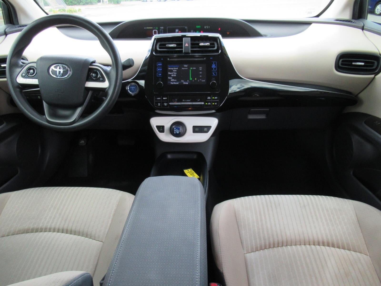 Used 2016 Toyota Prius Two FWD image 12