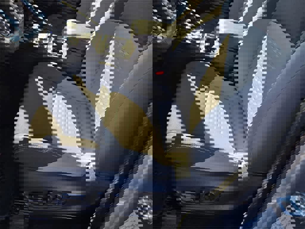 Used 2024 Toyota Tacoma TRD Sport image 12