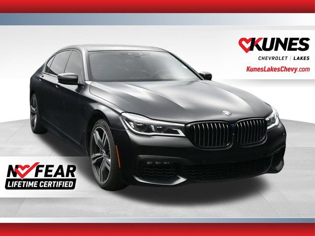 Used 2018 BMW 750i w/ Executive Package RWD image 1