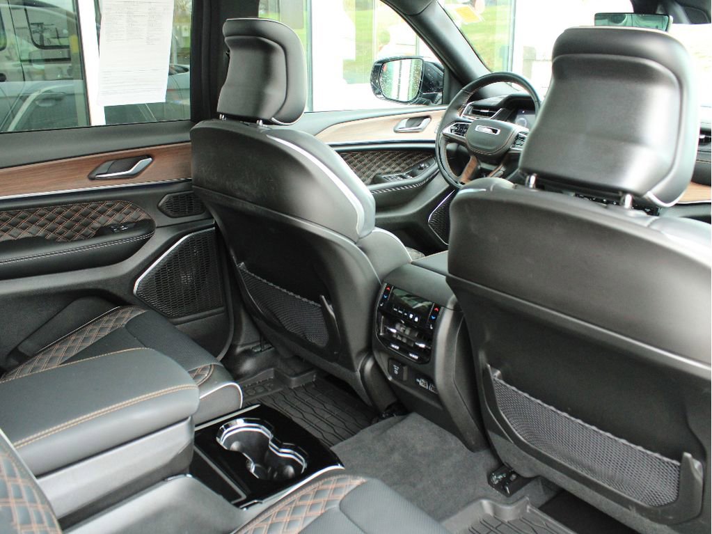Certified 2025 Jeep Grand Cherokee L Summit image 27